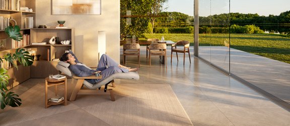 SOMRA Wellness Lounger